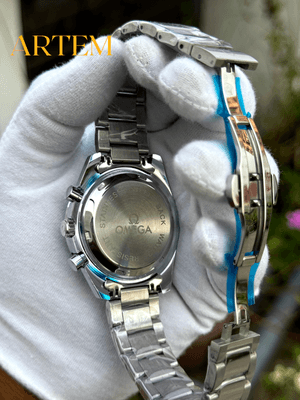 Omega Speedmaster Snoopy 50th Edition Chronograph stainless steel AA_img_2